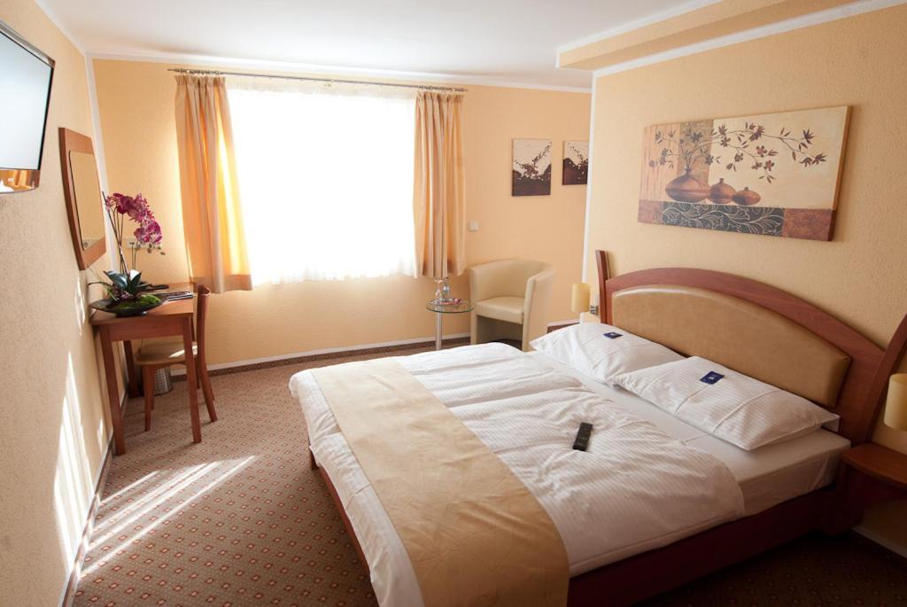 Aristo Hotel Фильдерштадт Номер фото